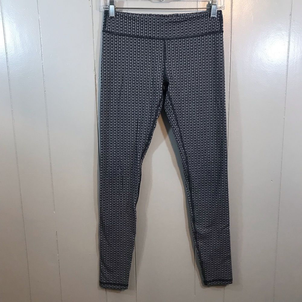 Ivivva
Lululemon Girl's Gray Basketweave Pocket Textured Active Leggings 14